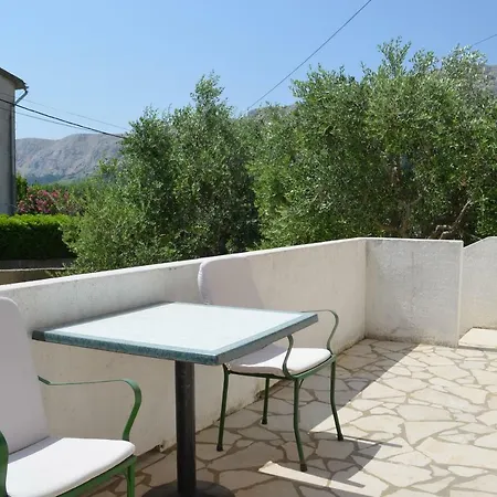Ana Apartman
