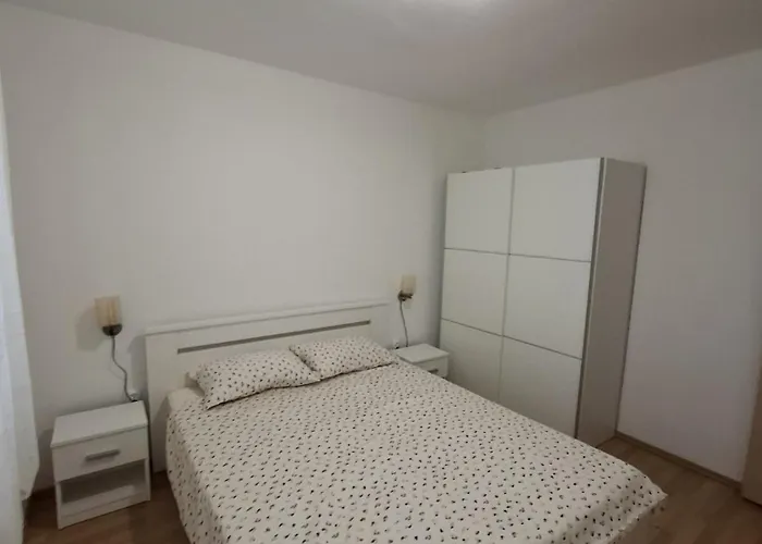 Ana * Baška