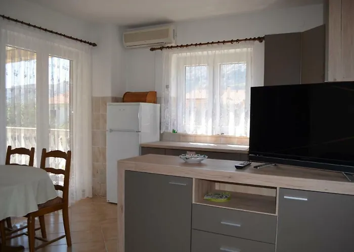Ana Lejlighed Baška